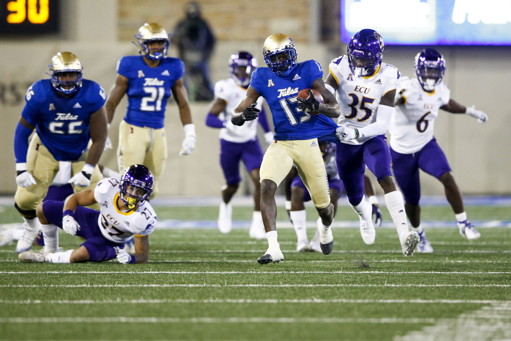 Tulsa Golden Hurricane vs East Carolina Pirates